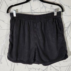Treasure & Bond Black 100% Tencel High Rise Loose Shorts
